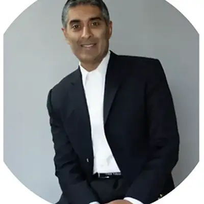 Roger Ravi Ayres