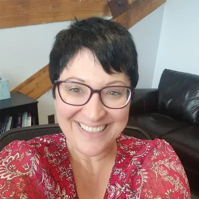 Jessica Saltzman - TMS psychiatrist in Farmington