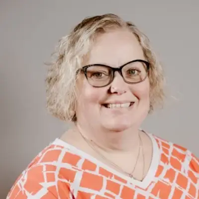 Dina Irwin - TMS psychiatrist in Sioux City
