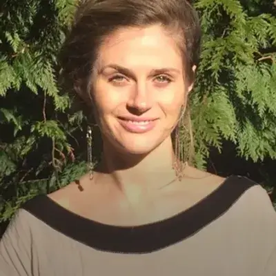 Holly Hulst - TMS psychiatrist in Silverdale