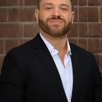 Josh Minjarez - TMS Therapist in Knoxville